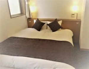 ホテルプレジール立川 (Hotel Plaisir Tachikawa)