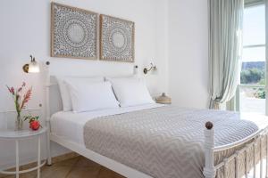 Mirabeli Apartments & Suites Milos Greece