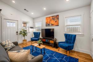 Sweet Home Alabama Street in Houston Central