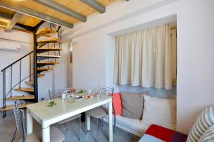 Ostria Corfu Old Town Apartment