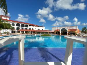 Cozumel Hotel & ResortInclusive