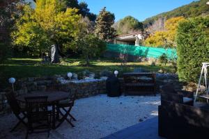 Jolie petite Maison de Charme dans quartier boisé