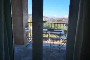 Jolie petite Maison de Charme dans quartier boisé