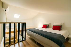 Florella Achard Apartment