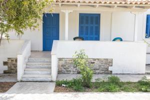 Spacious Apartment on the Beach, Methoni Messinia Greece