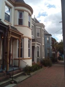 Orange Wildflowers - Ubytování bez kategorie ve městě Richmond