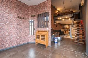 Loft industriel XXL 130m2 - Centre ville - Parking