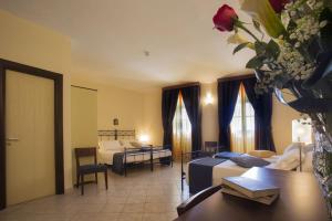 Quadruple Room with Sea View room in Al Pescatore Hotel & Restaurant
