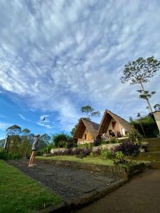 Alengkong Double View