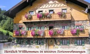 Bernerhof Ferienwohnungen Schmuck - Achthal