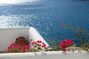 Seaside Traditional Cycladic House