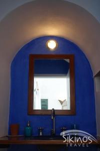 Seaside Traditional Cycladic House Sikinos Greece