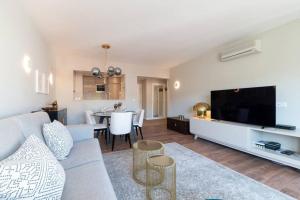 Av. da Liberdade comfortable apt with balcony - Hébergements non classés à Lisbonne