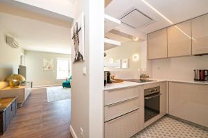 Av. da Liberdade comfortable apt with balcony