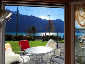 Apartment Am Brienzersee by Interhome