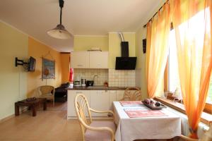 Apartment 4