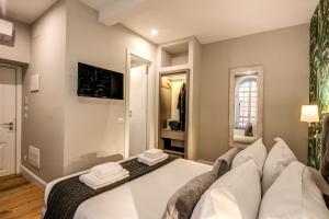 Vite 21 Luxury Room