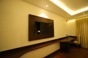 Hotel DVIJ INN