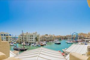 Puerto Marina 2 bedrooms apartment with panoramic sew view