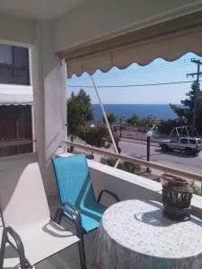 Seaview to Olympus, sunny, cosy apartment - نيا ميشانيونا