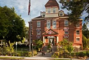 The Roosevelt Inn - كور دالان