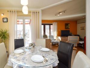 Apartment Sunce by Interhome