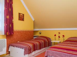 Holiday Home Thuja by Interhome