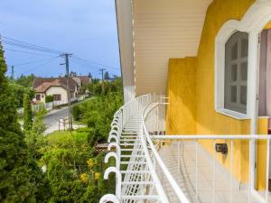 Holiday Home Thuja by Interhome