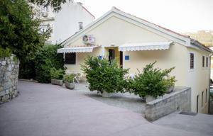 Apartments Vladimir 2835 - 3hvězdičkové hotely ve městě Rab