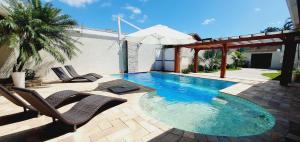 Espetacular, 6 suítes, Varanda Gourmet, Bilhar, Pebolim, Praia dos Sonhos