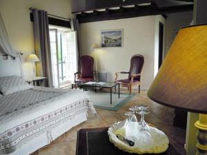 B&B / Chambres d'hotes La Bastide des Princes : photos des chambres