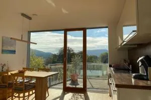 Nachhaltiges Wohnen in Seenähe - Rosenfeld