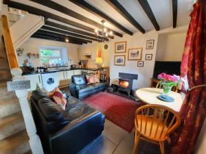 Bwthyn Ger Afon Riverplace Cottage