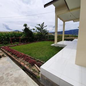 Blesshomestay Samosir