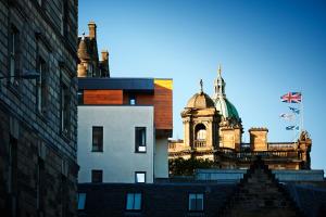 Royal Mile, 329 High Street, Edinburgh, EH1 1PN, England.