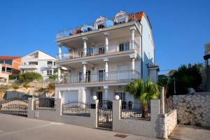 Apartments Matkovic 