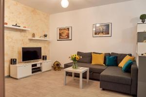 Submarine Apartment Spa n Pool Beach resort