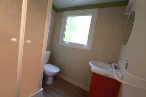 Complexes hoteliers Camping La Pinede : photos des chambres
