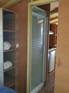 Complexes hoteliers Camping La Pinede : photos des chambres