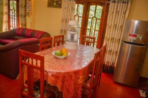 Lak Sewana Home Stay