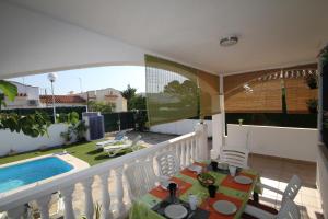 Riumar "Nati", 250m to beach, private pool, On-Site-Service, dog beach