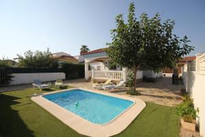 Riumar "Nati", 250m to beach, private pool, On-Site-Service, dog beach