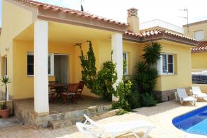 Riumar "Migjorn", 50m to beach, private pool, On-Site-Service, dog beach