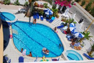 White Palace Pavlos apartment1