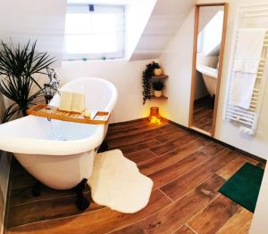 Maisons de vacances ''Le Savannah'' - Jacuzzi - A 3min du Zoo de Beauval : photos des chambres