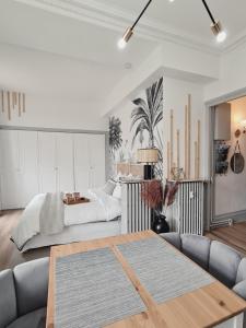 Appartements RoomChic - Les Ambassadeurs : photos des chambres