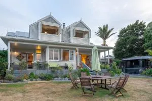 尼考旅馆 - 凯库拉