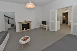 Seaside home in KardianiGiannaki bay - Agness Home