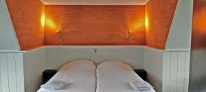 Hotelhuisje Warmenhuizen #B - Tuitjenhorn