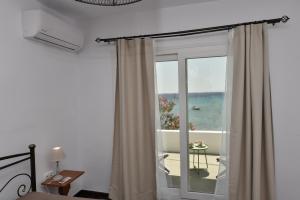 Seaside home in Kardiani/Giannaki bay - Agnes's Home Tinos Greece